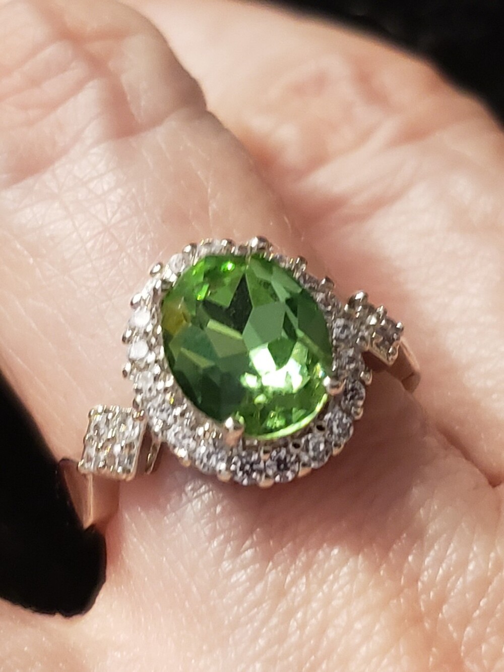NEW Peridot (Fashion) Large Oval Cut Halo Setting, Stamped Sterling, Sz 7.5,